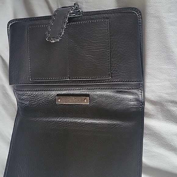 Linea Pelle Wallet - Picture 2 of 4